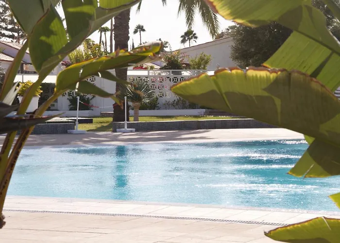 Casita Blanca Near Yumbo * 普拉亚戴尔雷安格莱斯