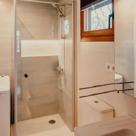 Апартаменти Casita Blanca Near Yumbo *