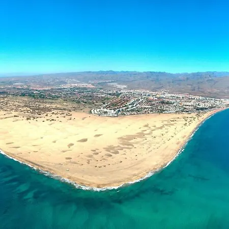 Daire Casita Blanca Near Yumbo Playa del Ingles (Gran Canaria)