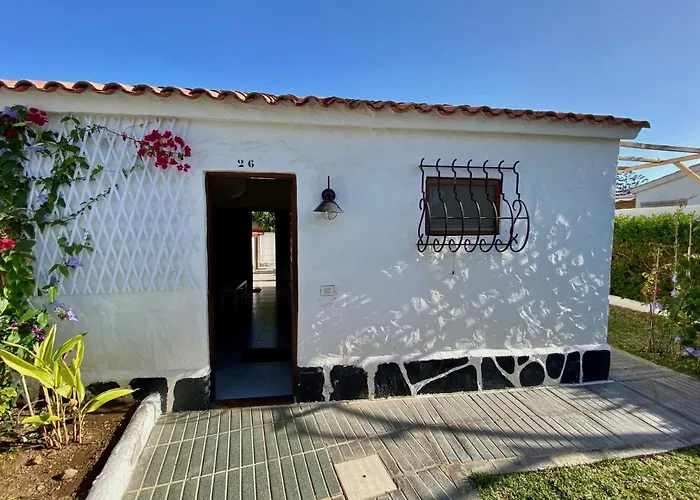 Casita Blanca Near Yumbo