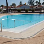 Casita Blanca Near Yumbo Apartamento *
